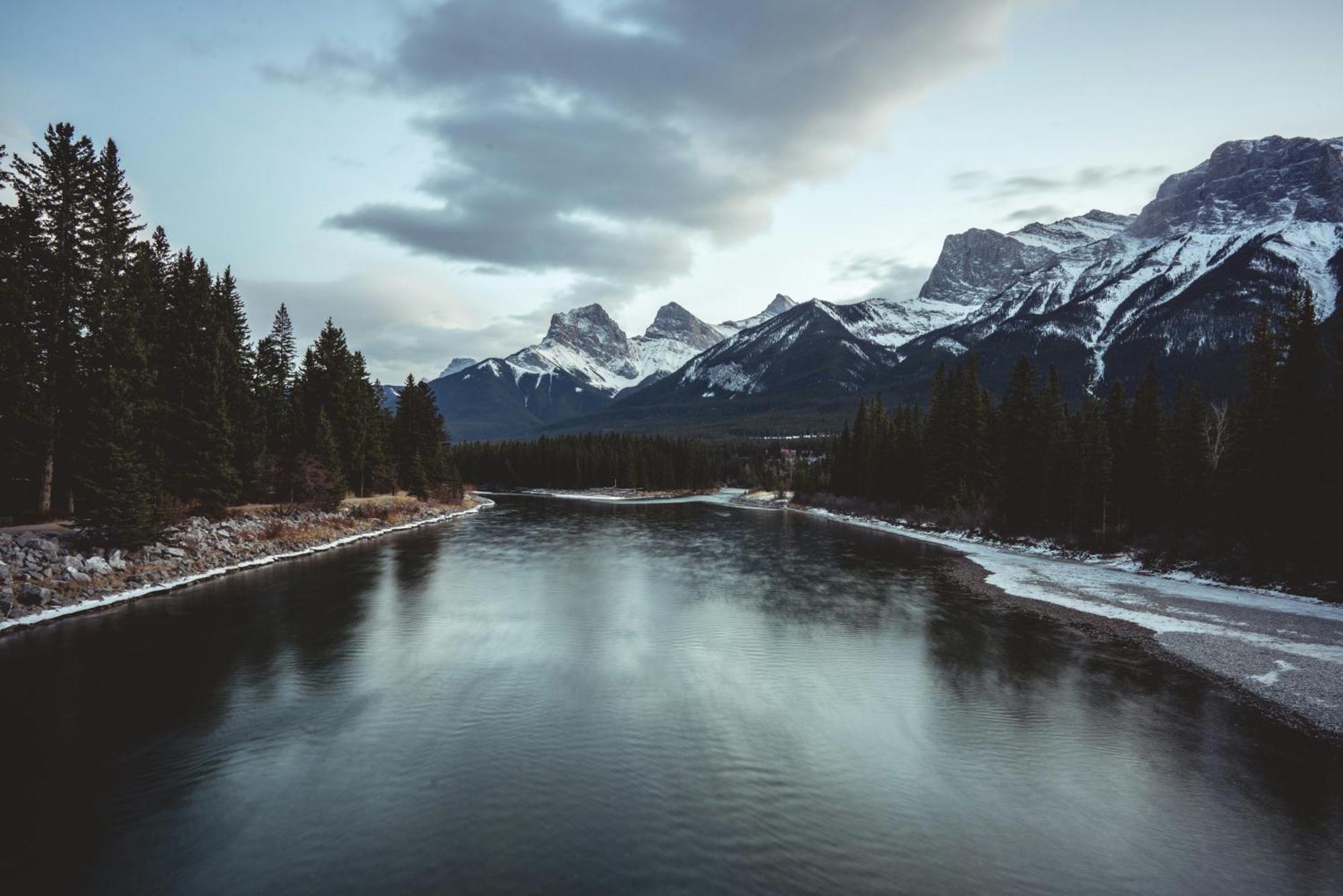 Cascade Penthouse By Canadian Rockies Vacation Rentals Канмор Экстерьер фото